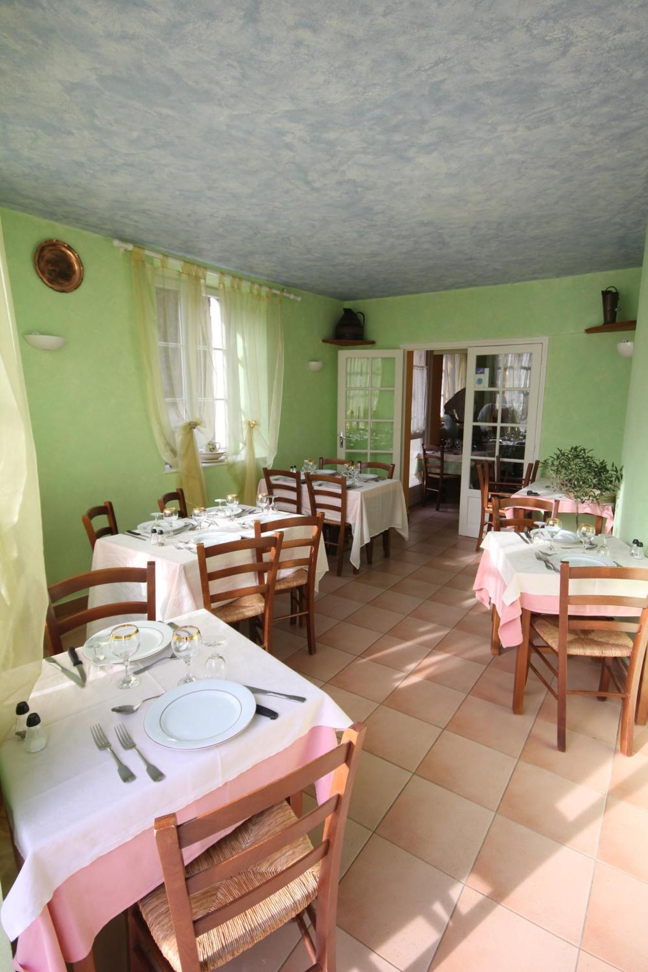 Auberge De L'Omois Baulne-en-Brie Eksteriør bilde